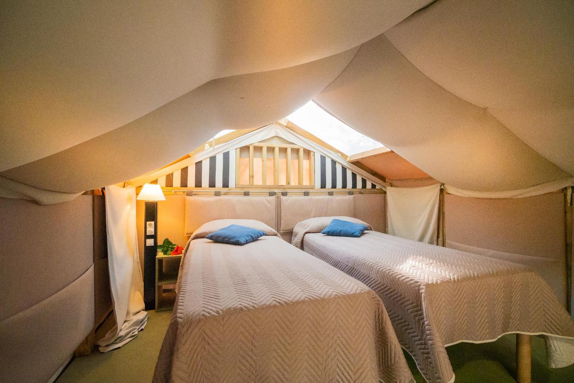 Camping Il Capannino Glamping Village Marina Di Bibbona Bagian luar foto